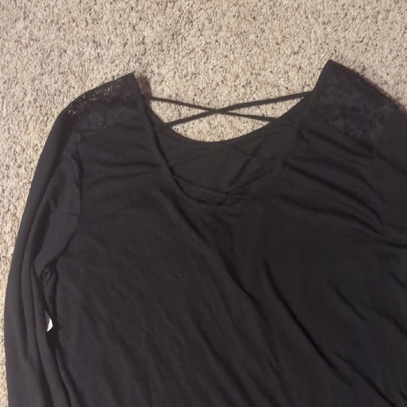 No Boundaries Black Dreamer Long Sleeve {NWT} - Picture 8 of 14